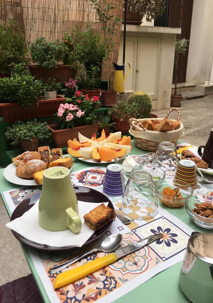 B&B La Casa Di Paola Trapani Bagian luar foto