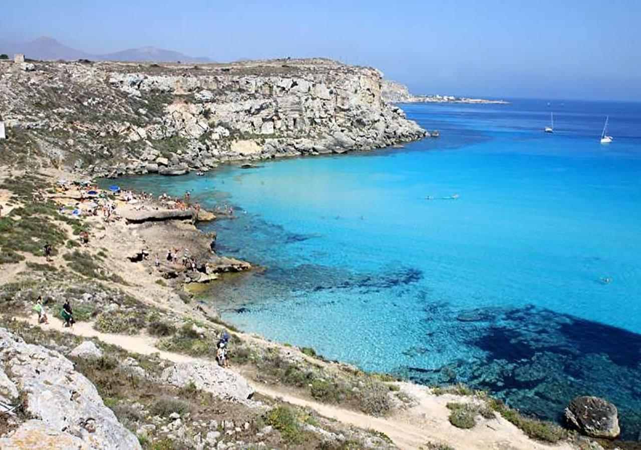 B&B La Casa Di Paola Trapani Bagian luar foto